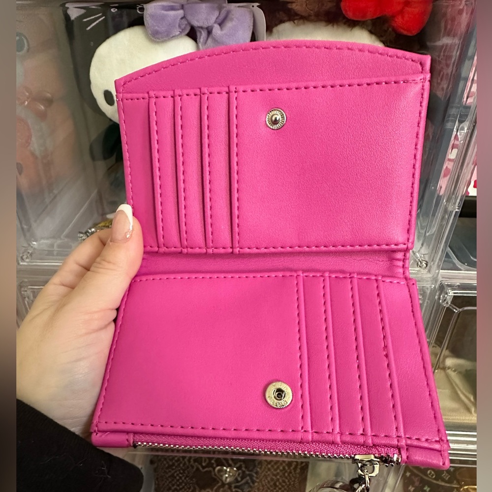 Steve Madden Hyper Pink Card Case - Picture 3 of 4